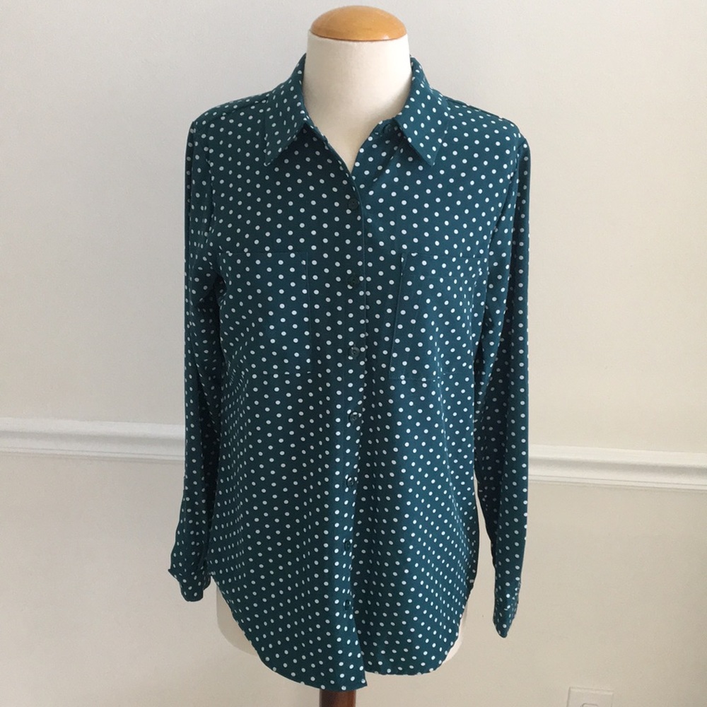 SUSAN GRAVER NWOT -Liquid knit Sz 4 Polkadot Top